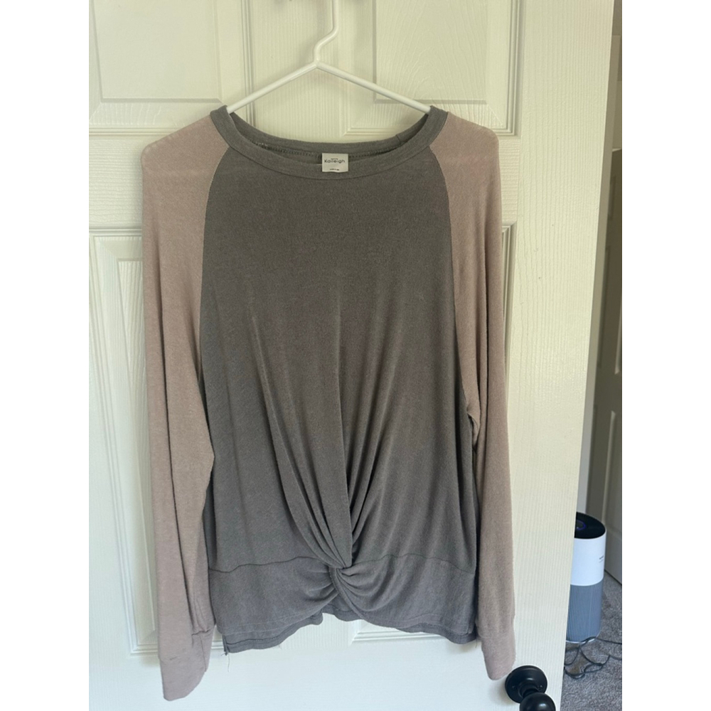 Women's Kailleigh Long Sleeve Top Gray/Tan Size L stitch- Stitch Fix
